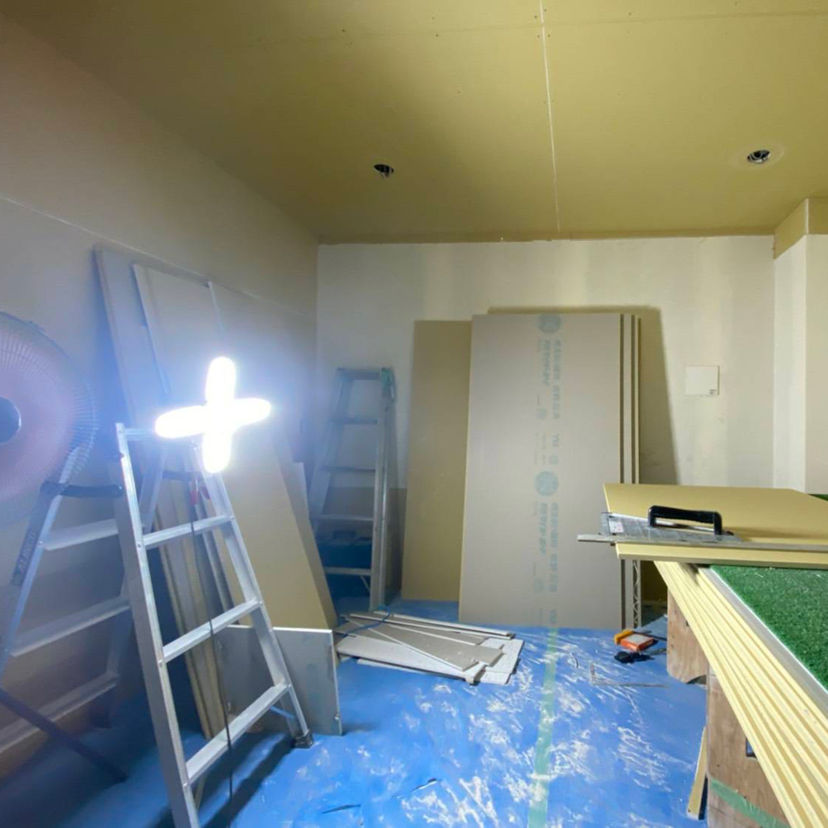 激安！資材屋-フレコン・ブルーシート等の激安通販 / 【6個セット】LED電球付 屋内用クリップランプ スーパールミネX 5ｍコード LA-4805- LED